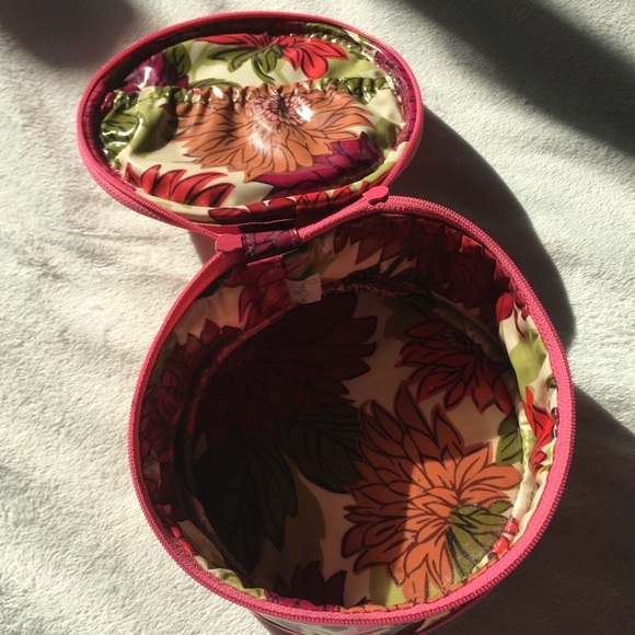 AUTHENTIC Retired Vera Bradley Frill Makeup Case - Picture 6 of 8